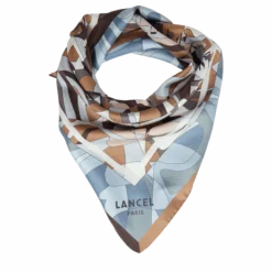 Femme Lancel Carré 90