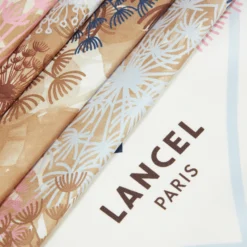 Femme Lancel Carré 70