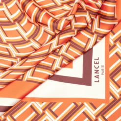 Femme Lancel CARRE 90